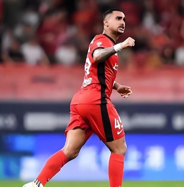 kaiyun-上港功勋外援1月16日官宣发声!正式告别俱乐部,已现身新东家