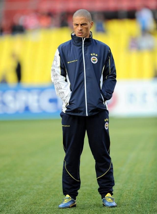 开云注册入口-巴西巨星出不了好教练？阿莱士执教不到6个月被炒